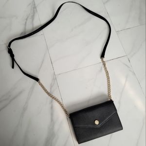 Michael Kors Phone Wallet Sling/Crossbody Bag - Black